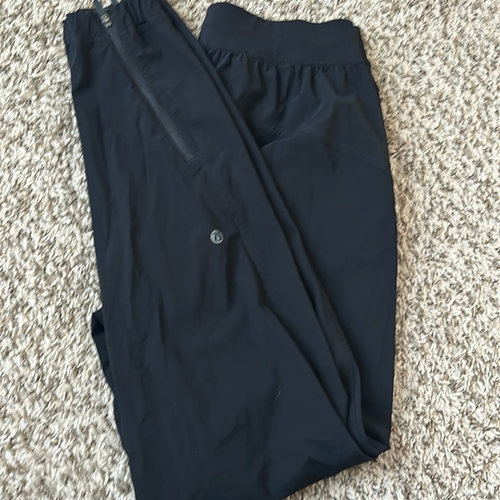 Lululemon adapted state joggers